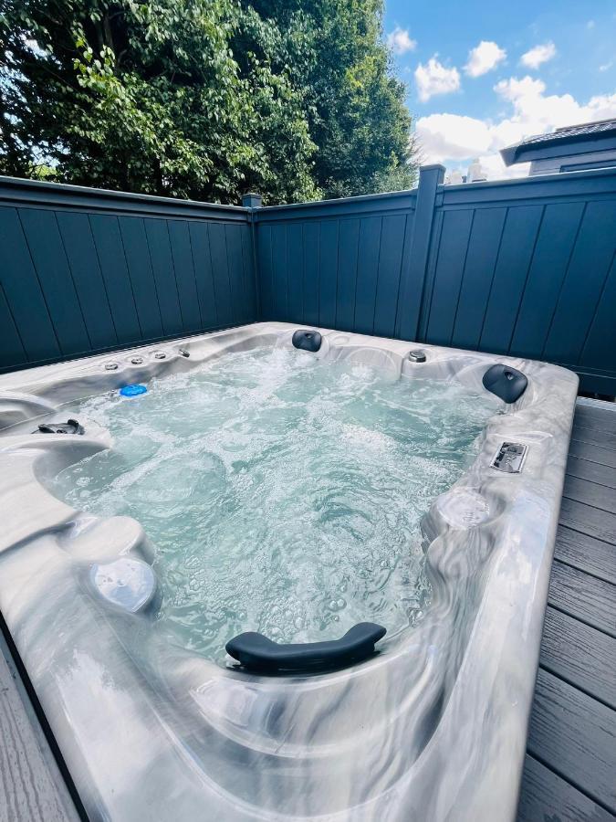 Fir Tree Lodge With Hot Tub York Esterno foto
